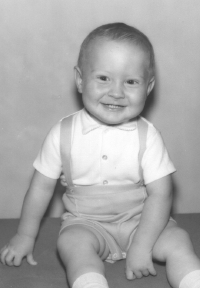 wpe53302.gif (502736 bytes)