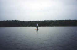 lake max standing on rock wide.jpg (40645 bytes)