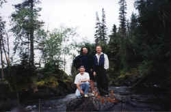 river rapids group 1.jpg (84661 bytes)