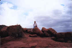 Arizona desert.jpg (83362 bytes)