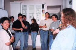 P2 - kitchen all.jpg (118361 bytes)