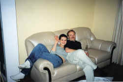couch - camille & randy.jpg (96015 bytes)